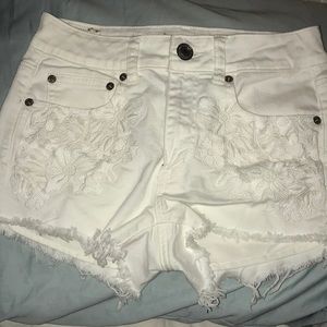 Hollister Lace highrise jean shorts
